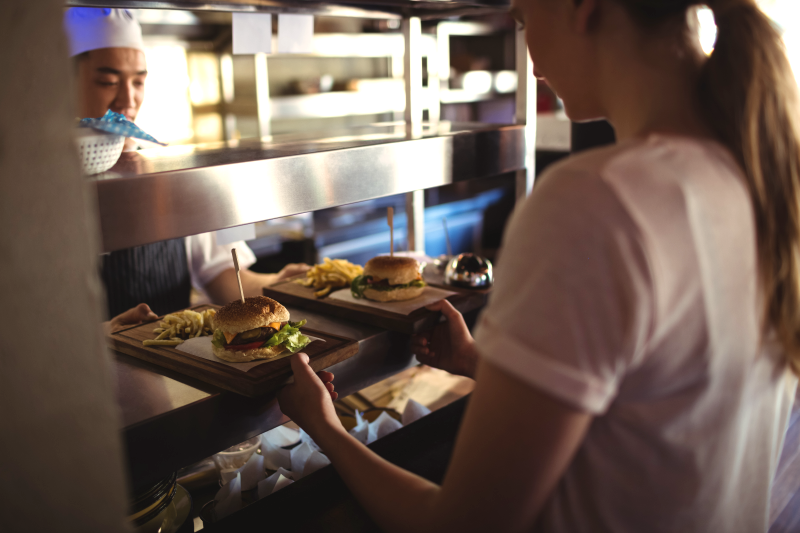 ¿Qué es un servicio de alimentos?